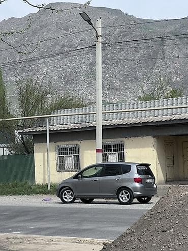 Honda Fit: 2003 г., 1.5 л, Хэтчбэк