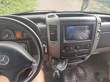 знаки пдд: Легкий грузовик, Mercedes-Benz, Дубль, 2 т, Б/у — 9
