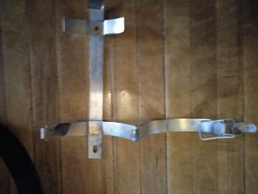 Держатель для огнетушителя