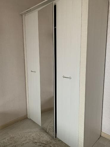 Уктоочу бөлмө гарнитурлары: Спальный гарнитур, светлый древесный оттенок с декоративными — 3