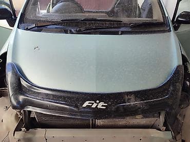 брызговики на фит: Мухобойка на капот Honda — 2