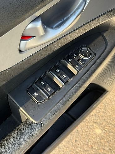 шеврале кобалт: Chevrolet Spark: 2019 г., 0.1 л, Автомат, Бензин, Хэтчбэк — 8