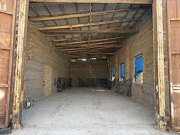 фучика 18 а: Сдается коммерческое помещение.
В Сокулуке в центре вторая линия — 9
