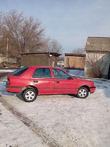 Унаа сатуу: Nissan Sunny: 1993 г., 1.4 л, Кол менен иштөөчү, Бензин, Хетчбек — 7