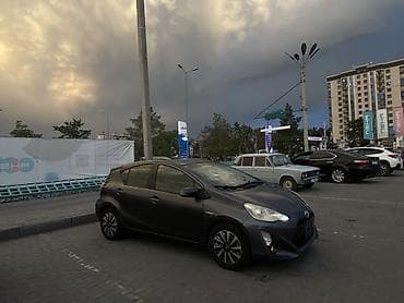 rx 2016: Toyota Prius C: 2016 г., 1.5 л, Автомат, Гибрид, Хэтчбэк — 2
