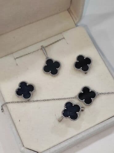 набор пандора: Серебряный Набор+ цепочка + браслет Ванклиф дизайн Италия Размеры — 3