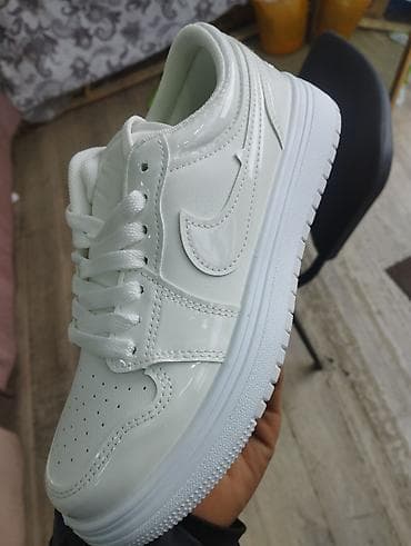 обувь каракол: Кроссовки и спортивная обувь — 1