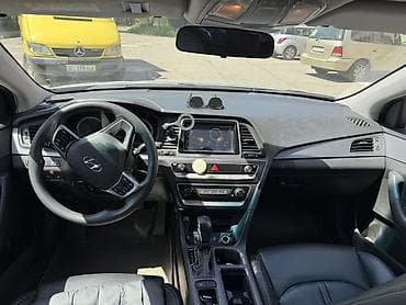 Hyundai Sonata: 2019 г., 2 л, Автомат, Бензин, Седан — 5