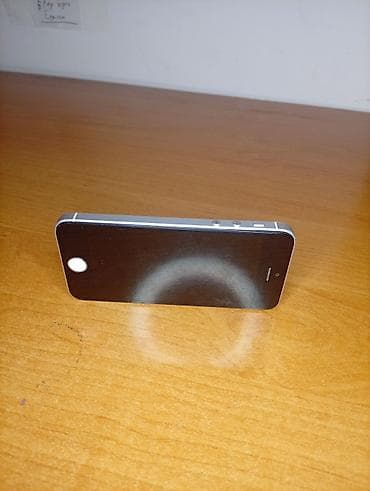 iphone 12 mini: IPhone SE, Серебристый — 3