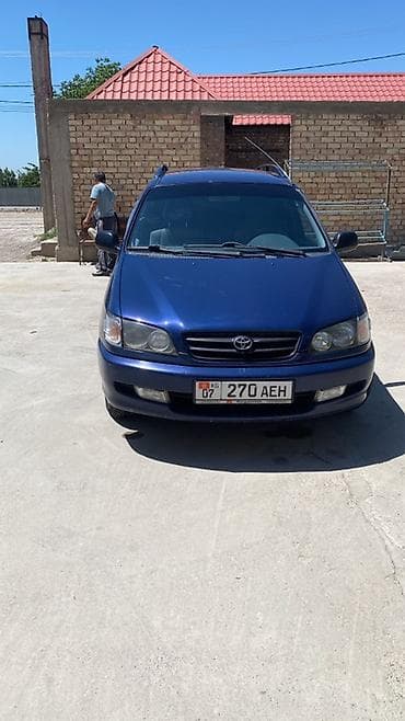 байд машина: Toyota Picnic: 2000 г., 2 л, Кол менен иштөөчү, Бензин, Вэн/Минивэн — 1