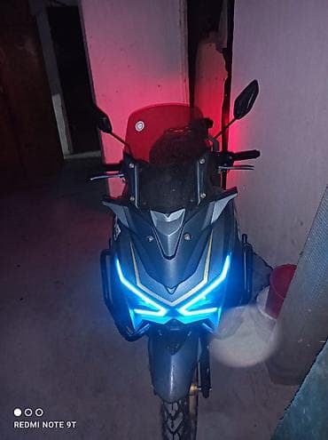 мотороллер каракол: Спортивный Змакс 180куб. - Агрессивный дизайн передней части с — 2