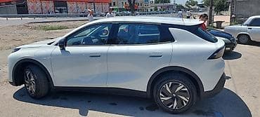 Changan Qiyuan Q05: 2026 г., 1.5 л, Робот, Электромобиль, Кроссовер — 4