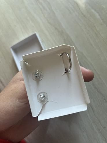 Серьги: 250 сом, новое — 4