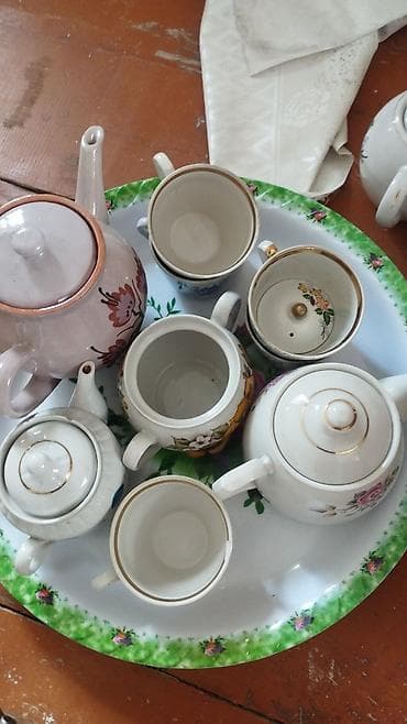 бак на авто: Продается всё в хороших состояниях. Большой набор посуды для кухни и — 2