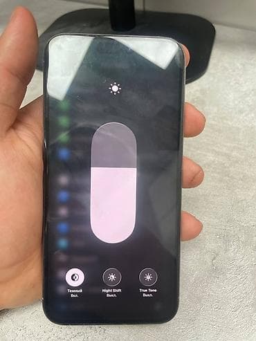 Техника и электроника: IPhone 15 Pro Max, Б/у, 256 ГБ, Natural Titanium, Чехол, 85 % — 5