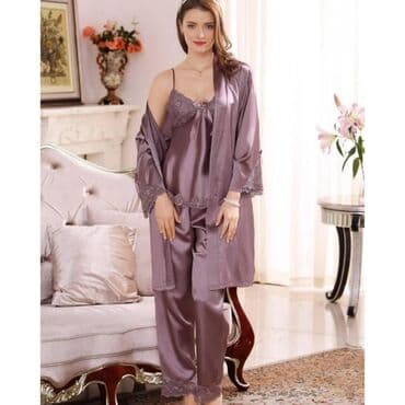 белая ночная сорочка: Стильная Пижамки Ткань атлас Качество люкс . Доставка по городу — 1