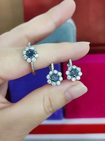 Набор украшений, Проба 925, Женские, Новый at lalafo.kg Набор украшений, Проба 925, Женские, Новый