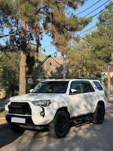 4ранер: Toyota 4Runner: 2022 г., 4 л, Автомат, Бензин, Внедорожник — 6