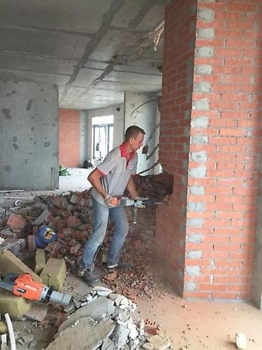 Чатырларды демонтаждоо, Полдорду бузуу, Шыптарды чечүү | Гипсокартон дубалы, Тосмолорду бузуу, Эски шыбакты алуу | Тактай шыптарды чечүү, Асма шыптарды чечүү, Эски тушкагаздардан тазалоо | Плинтусту демонтаждоо, Кафель плитканы демонтаждоо, Жыгач полду демонтаждоо | Шифер чатыр, Металл черепицадан жасалган чатыр, Жумшак чатыр 6 жылдан ашык тажрыйба