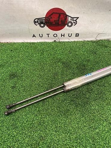 амортизатор крышки багажника: Volkswagen — 1