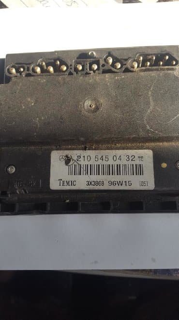 блок управления сидений: Mercedes 210 кузов блок управления вентиляторами — 1