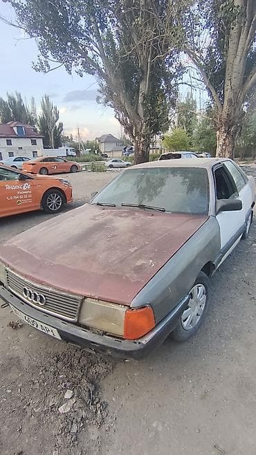 aud: Audi 100: 1989 г., Седан — 1