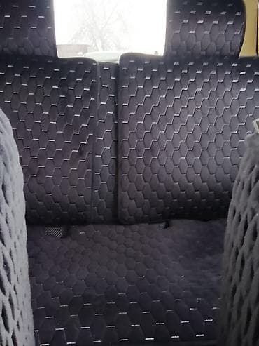 stels flame 200: Toyota Ist: 2005 г., 1.3 л, Автомат, Бензин, Хэтчбэк — 8