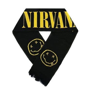 Зажигалки: Магазин Rock Shop, ТЦ Арбат бывший Изумруд, 2 этаж. Зимний шарф – это — 9