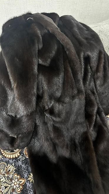 натуральные шубы: Шуба из натурального меха, темно-шоколадный оттенок - Длина: миди — 1