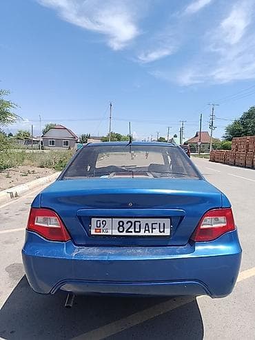 Унаа сатуу: Daewoo Nexia: 2010 г., 1.5 л, Кол менен иштөөчү, Бензин, Седан — 4