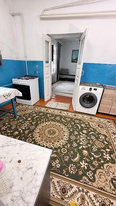 сколько стоит дом машина: Продаётся частный полдома с участком. Мебели частично остаются. - — 9