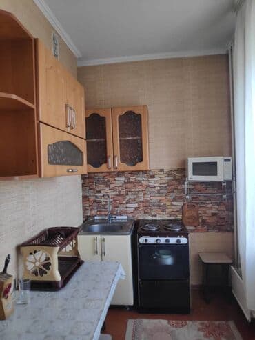 купить квартиру в бишкеке от delmar group фото: 1 комната, 33 м², 105 серия, 8 этаж, Старый ремонт — 3