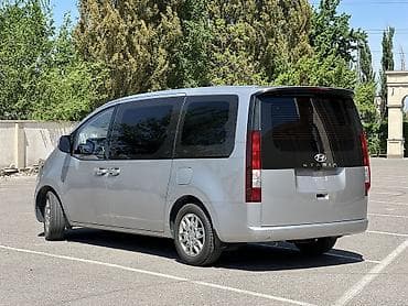 Hyundai Staria: 2021 г., 2.2 л, Автомат, Дизель, Вэн/Минивэн — 4