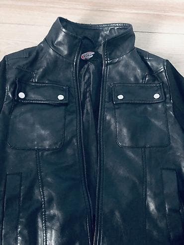 куртки кожанные: Мужская куртка-бомбер с кожаной фактурой - Цвет: черный - Материал — 2