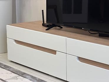 Таңгактоо товарлары: Продаю тумбу под ТВ! Состояние идеальное! Куплено в магазине «Азбука — 4