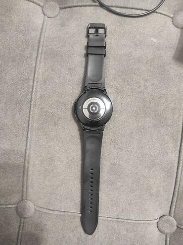 samsung galaxy watch: Samsung Galaxy Watch4 Classic (чёрные) Комплектация: - смарт‑часы — 3
