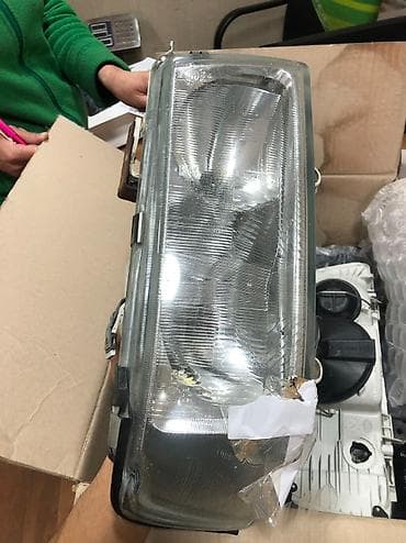 Автохимия: Алдыңкы оң фара Audi 1994 г., Жаңы, Оригинал, Германия — 2
