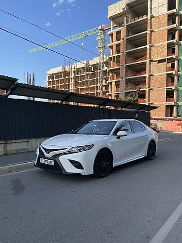 Toyota Camry: 2020 г., 2.5 л, Автомат, Бензин, Седан