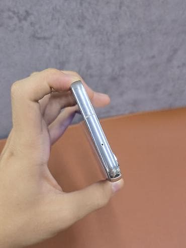 самсун с21: Samsung Galaxy S23, Б/у, 256 ГБ, цвет - Белый — 4