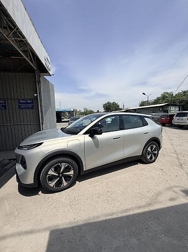 cha: Changan Qiyuan Q05: 2026 г., Электромобиль — 2