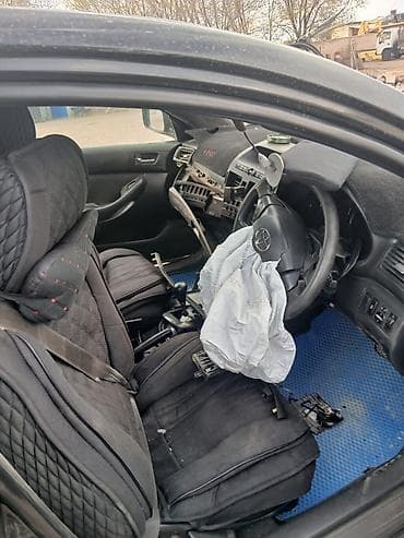 терано 1: Разбор на запчасти — Toyota Avensis седан (правый руль) Доступны узлы — 1