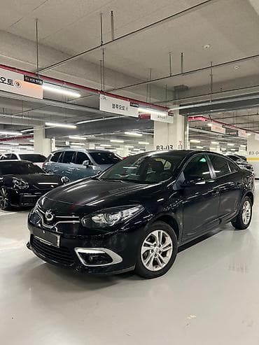 Renault 5: 2018 г., 1.6 л, Автомат, Бензин, Седан
