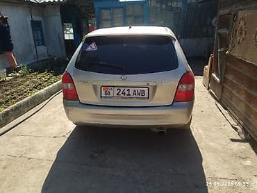 xc 90: Mazda 323: 2002 г., 1.6 л, Автомат, Бензин, Хэтчбэк — 3