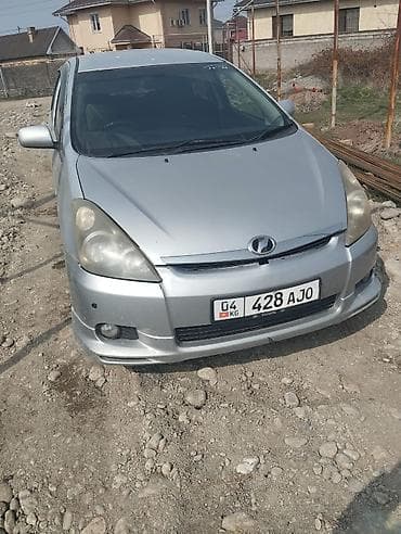 Toyota WISH: 2004 г., 2 л, Автомат, Бензин, Универсал