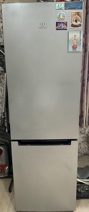 холодильник кока кола: Холодильник Indesit, Двухкамерный, 60 * 200 * — 1