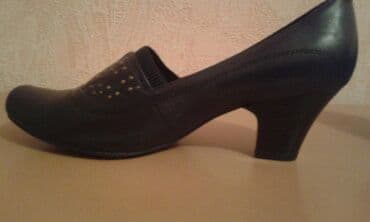 Чистая кожа.38 размер.Европа.Каблук 5 см