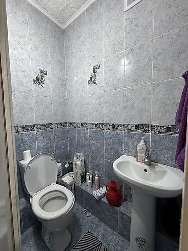 хата восток 5: 2 комнаты, 50 м², Восток-5 мкр 105 серия, 4 этаж, Старый ремонт — 2