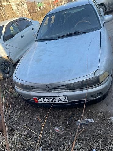 реалии: Mitsubishi Galant: 1998 г., 2 л, Механика, Бензин, Седан — 3
