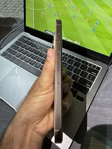 pixel 3a xl: IPhone 16 Pro Max, Б/у, 256 ГБ, Золотой, Кабель, 93 % — 6