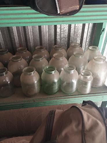 бутыли стеклянные: Банки — 1